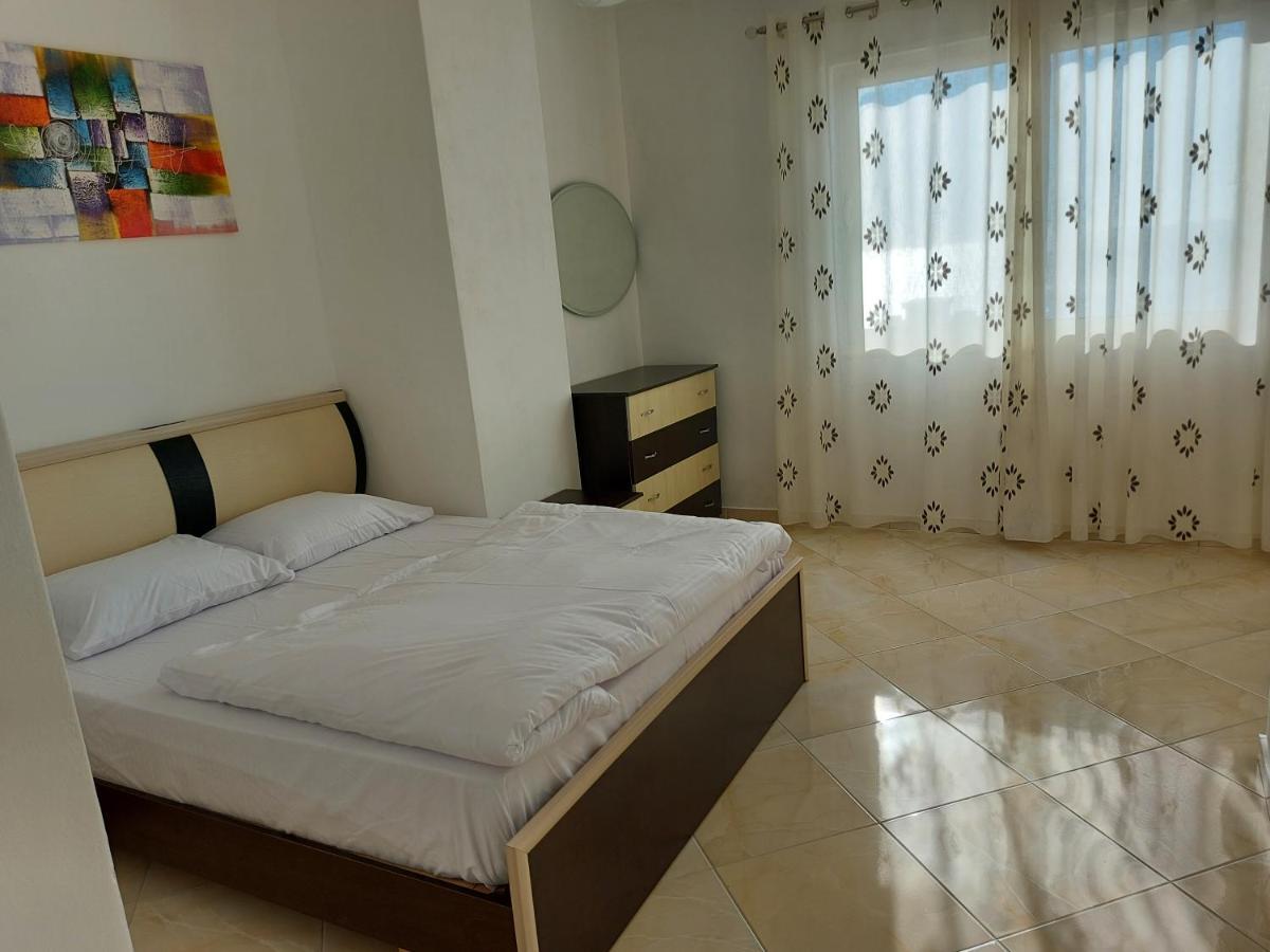 Bral Apartment 7 - Two-Bedroom With Seaview Durrës Eksteriør bilde