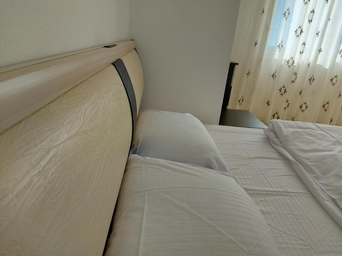 Bral Apartment 7 - Two-Bedroom With Seaview Durrës Eksteriør bilde