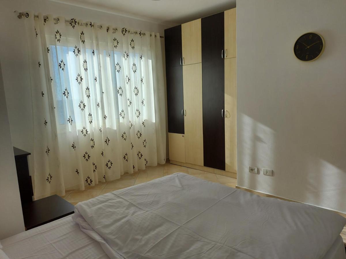 Bral Apartment 7 - Two-Bedroom With Seaview Durrës Eksteriør bilde