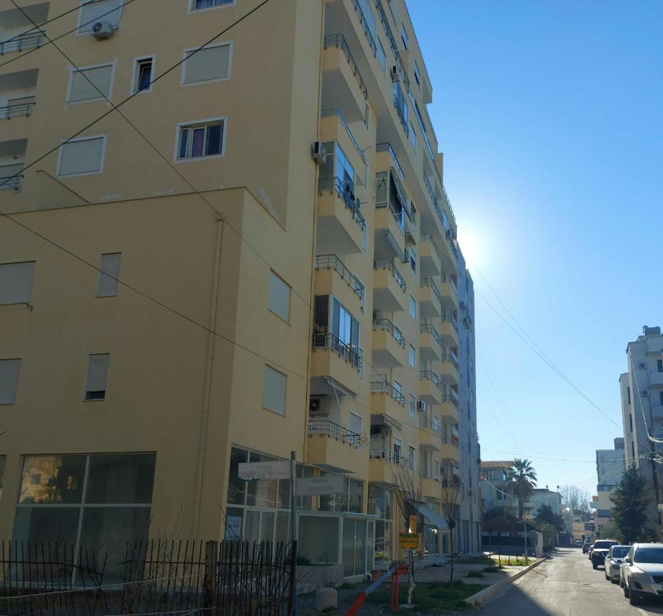 Bral Apartment 7 - Two-Bedroom With Seaview Durrës Eksteriør bilde